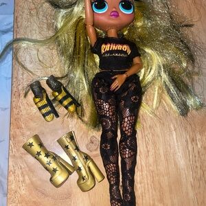 L.O.L. Surprise! O.M.G. Series 2 Alt Grrrl fashion doll